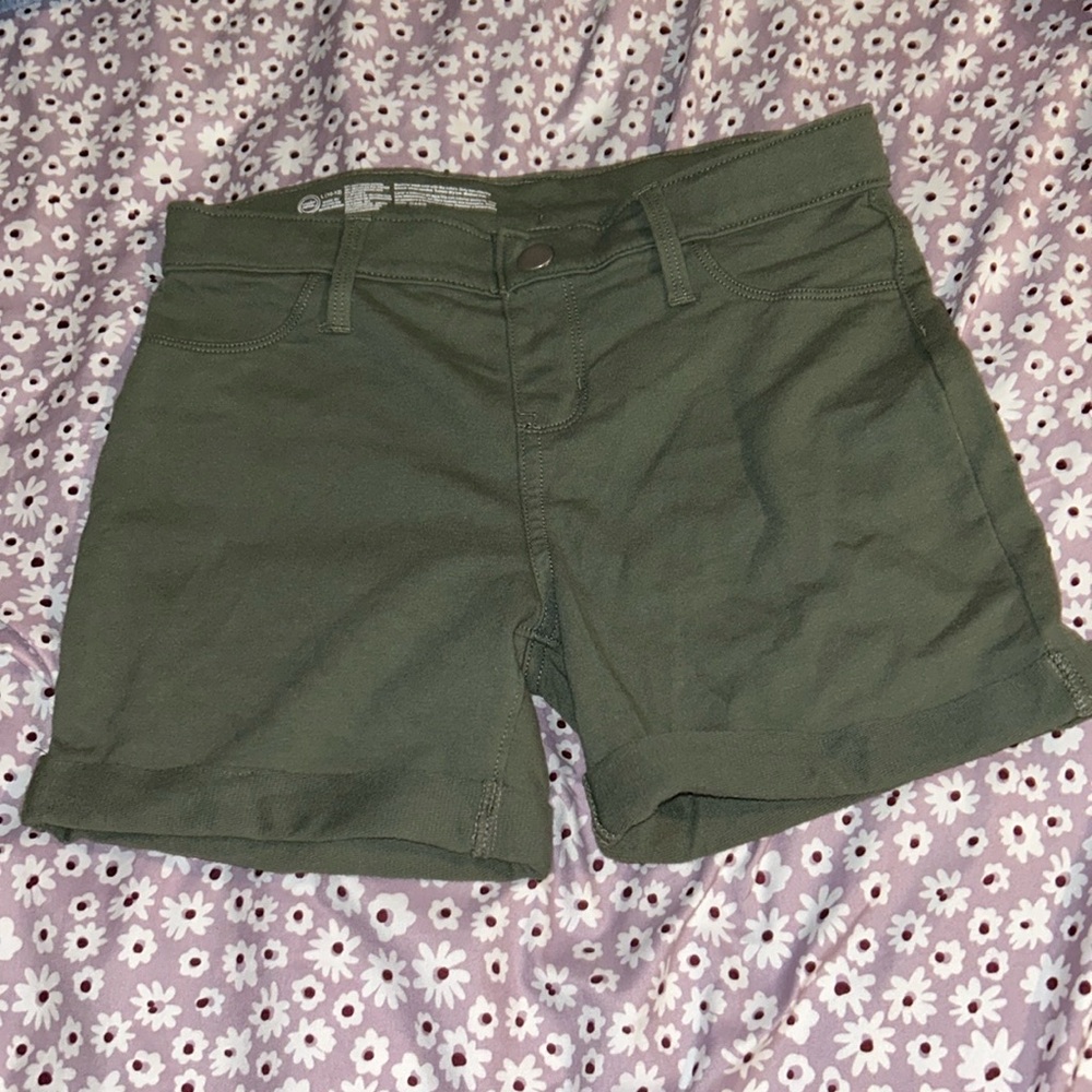 Girls size large spandex shorts.